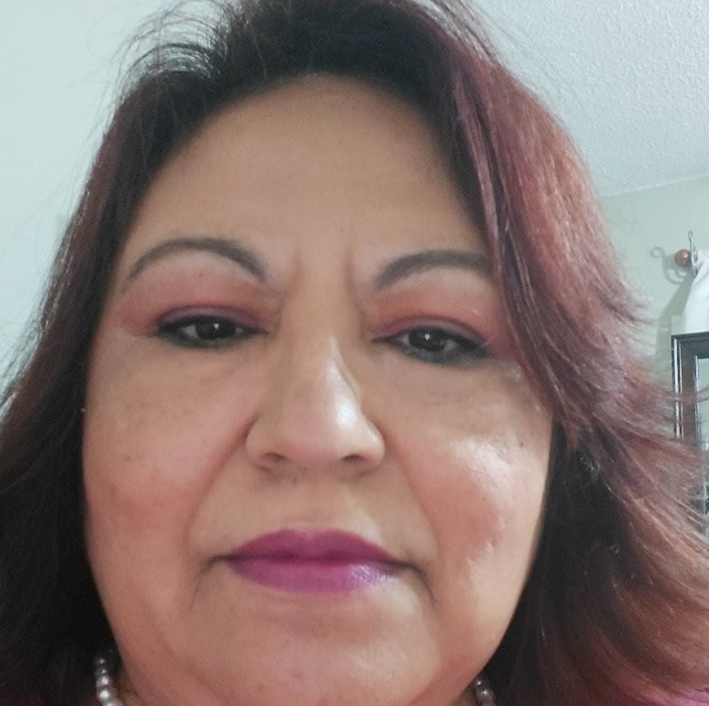 Meet your Posher, Maria